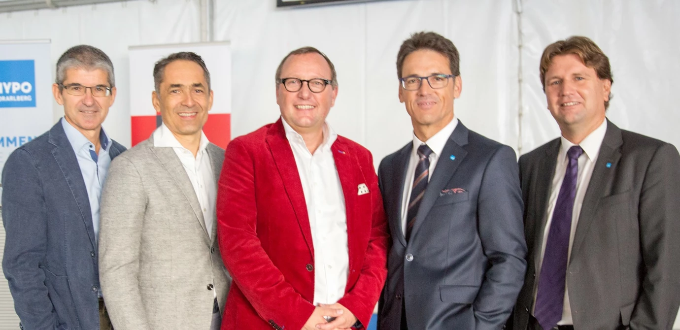 Inspirierte Vordenker beim Unternehmerfrühstück: (v.l.n.r.) Ernst Thurnher, Hubert Rhomberg, Referent Karl-Heinz Land, Wilfried Amann, Michel Haller (beide Hypo)
