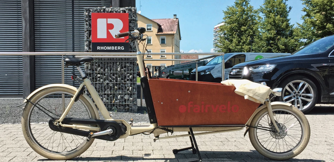 Praktische Sache: viel Stauraum dank fairvelo.