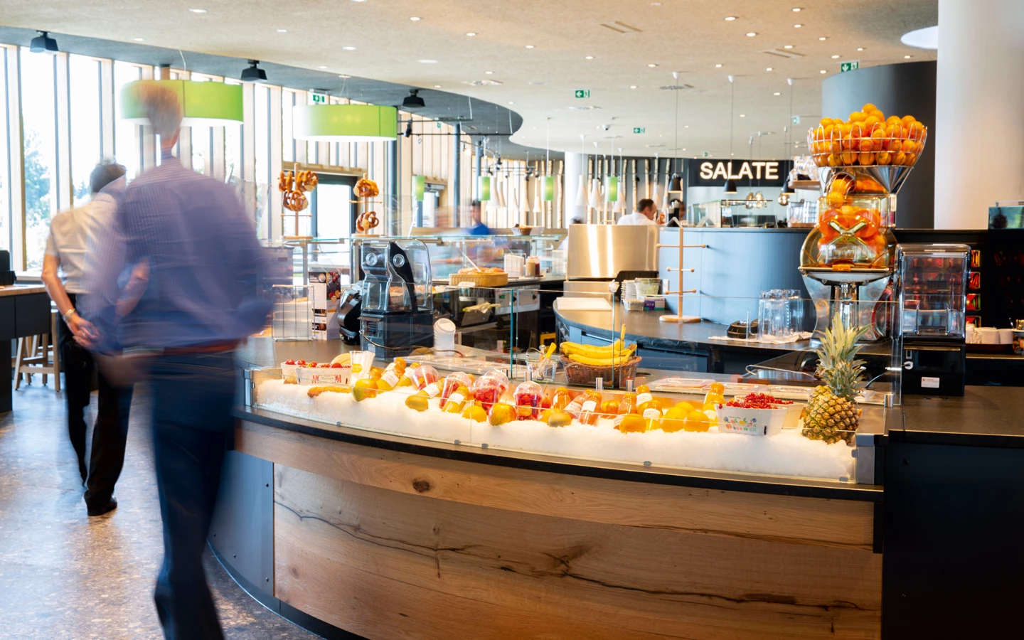 Innenbereich der Raststation Bodensee Hörbranz