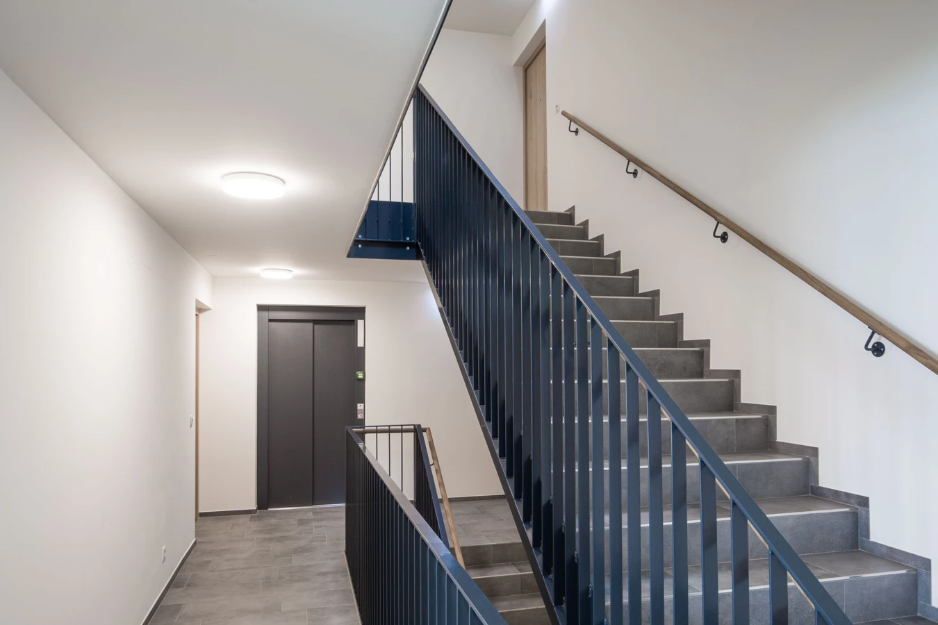 Wohnanlage Bahnhofsstrasse Vandans Stiegenhaus