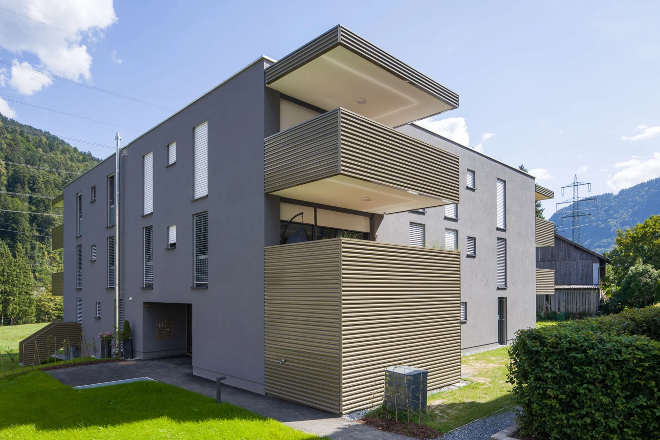 Wohnanlage Bahnhofsstrasse Vandans aussen gesamt